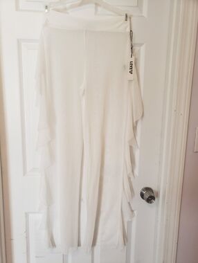Beach Wear White Ruffle Side Size Large